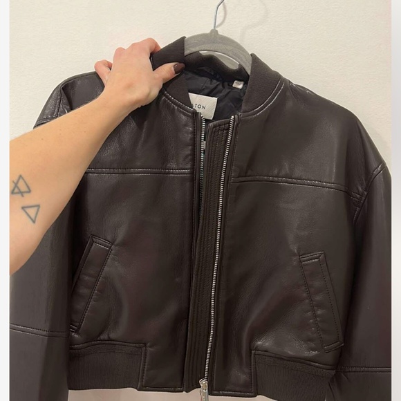 Aritzia synergy leather bomber jacket chocolate brown - Picture 4 of 4